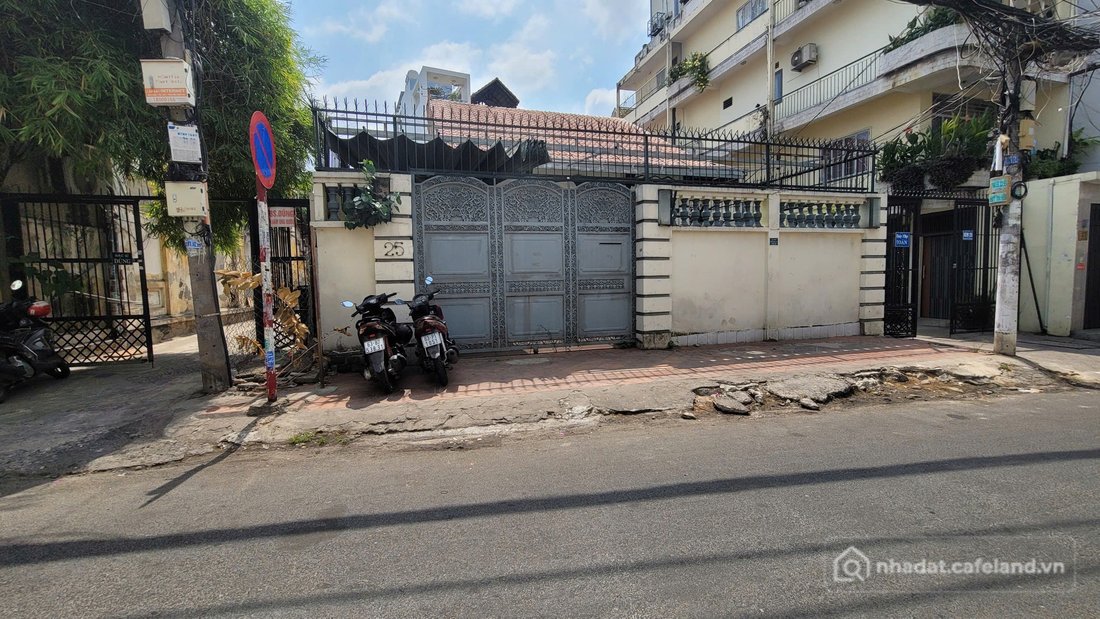 Bán nhà riêng: Định Cư Cần Bán Nhà Mặt Tiền 25 Nguyễn An Ninh, Phường 14, Quận B