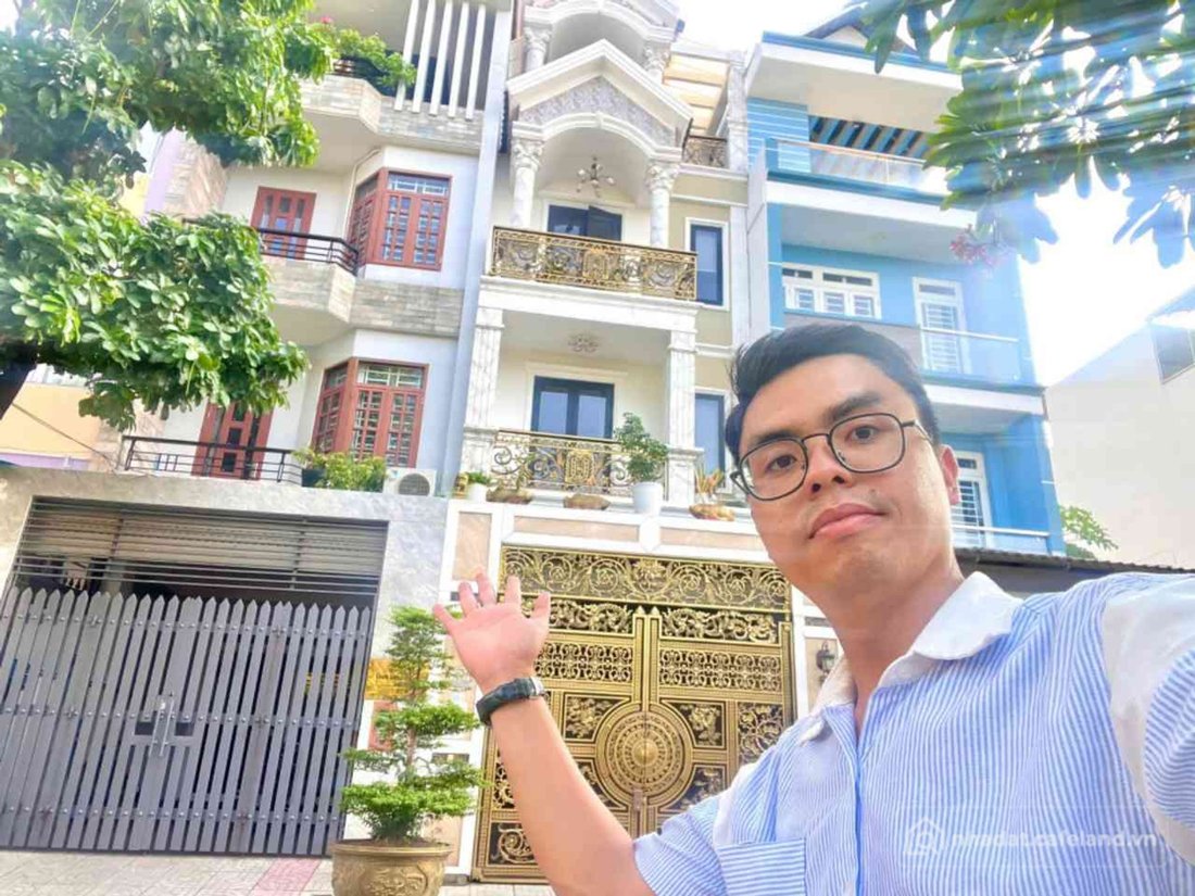 Bán nhà riêng: HÀNG SIÊU HIỀM -HU VÁN PHÒNG CHÍNH PHÙ TRONG VẠN PHÚC CITY VIEW C