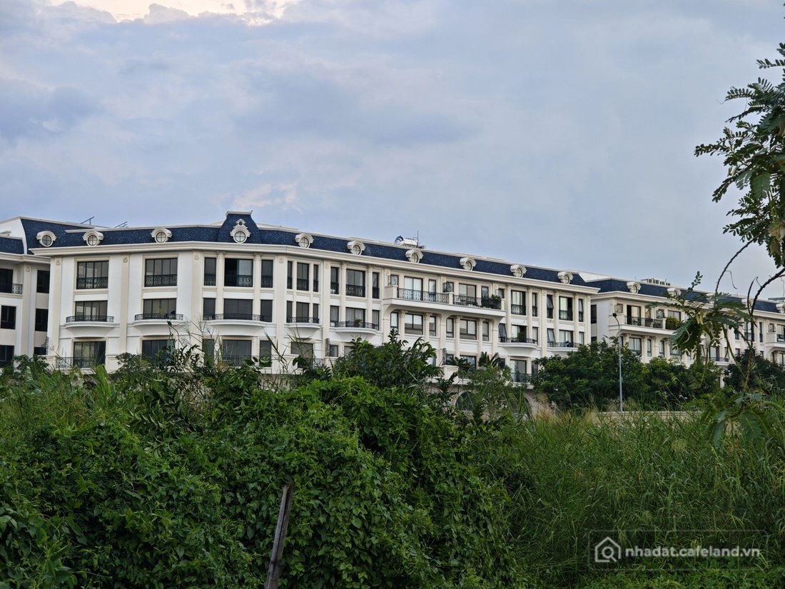 Bán nhà riêng: NHÀ MỚI TINH SÁT VÁCH VẠN PHÚC - HẺM Ô TÔ NHỎ VÀO ĐƯỢC - HIỆP BÌN