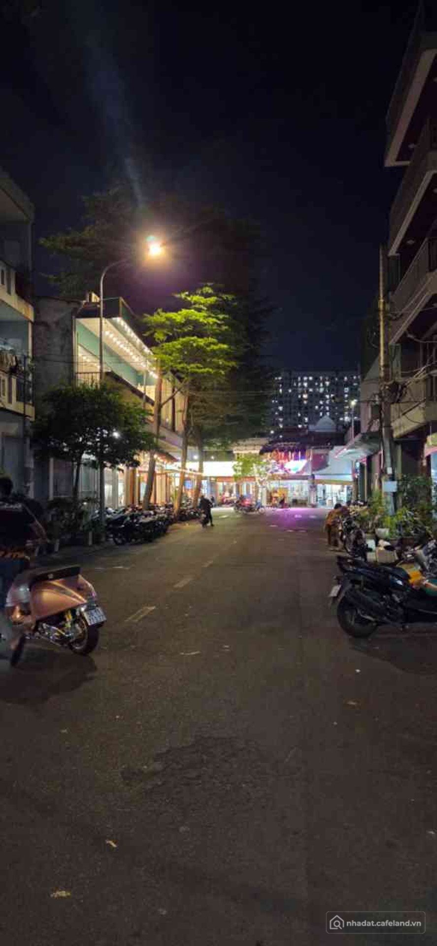 Bán nhà riêng: MTKD Lương Trúc Đàm, giáp Lũy Bán Bích, 80m2, ngang 4.2m, KD + ở 