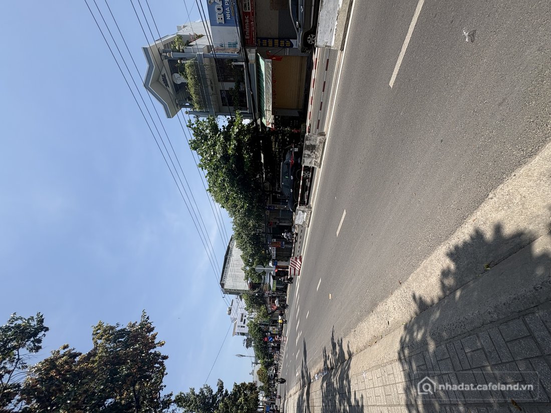 Bán nhà riêng: Bán nhà hẻm oto đường Lê Hồng Phong( phường Nam Nha Trang)