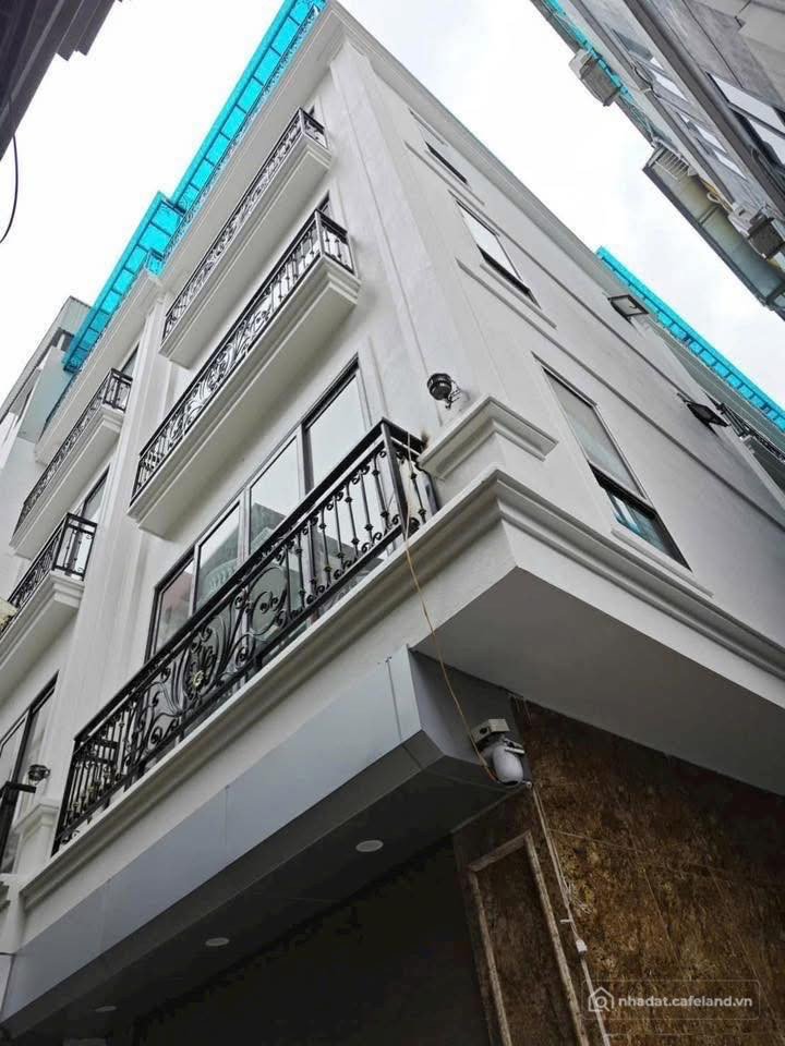 Bán nhà riêng: Kim Giang, Hàng xóm The Manor Center Park Nguyễn xiển, 8 tầng tha