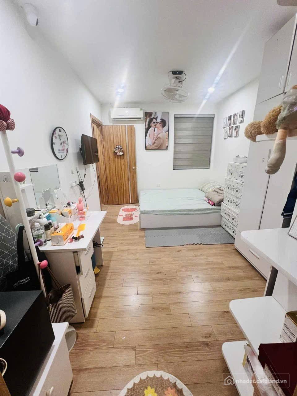 Bán căn hộ chung cư: Cần Bán Chung Cư Đặng Xá, Gia Lâm, 58m2, giá 3,05 tỷ (sỗ sẵ
