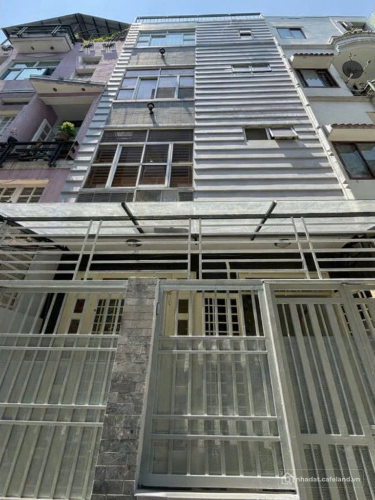 Bán nhà riêng:  Căn hộ dịch vụ đường CÁCH MẠNG THÁNG 8 Q3, hẻm 3,5m thông, khu 