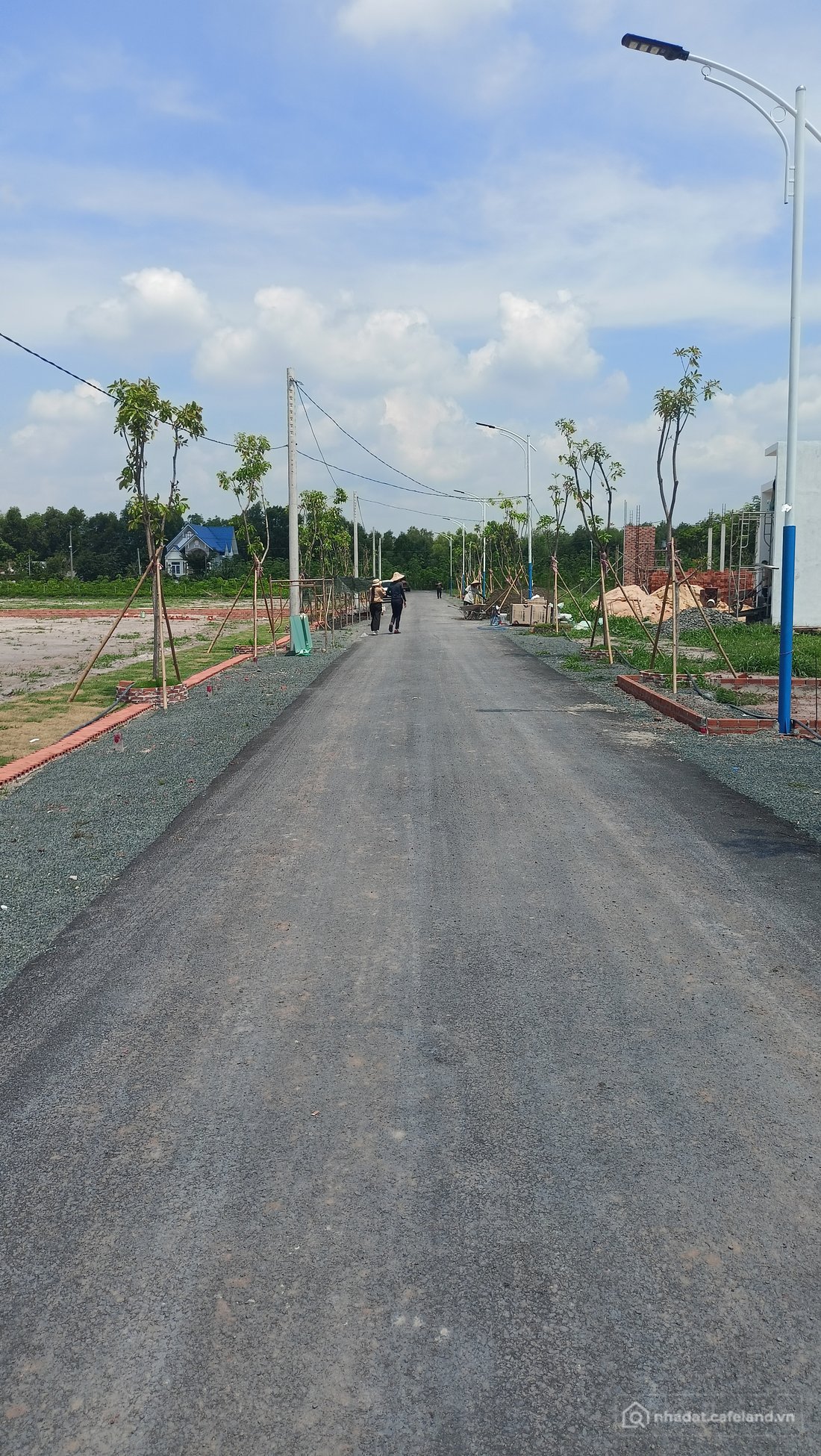 Bán đất thổ cư: Đất gần Vincom Plaza mà chỉ cần 290tr là sở hữu!
