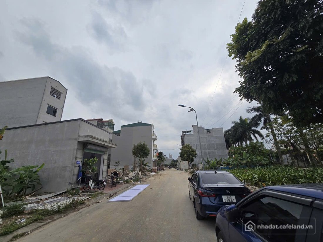 Bán đất thổ cư: Bán đất giãn dân khu 9 đại phúc. Làn 2 đường nguyễn quyền. Diện 