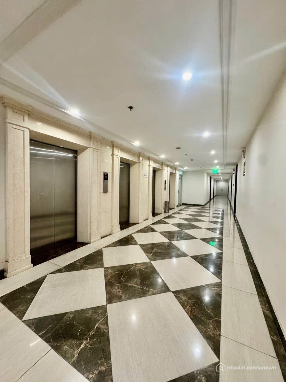 Bán căn hộ chung cư: Bán Căn Hộ 2PN Roman Plaza Hải Phát Tố Hữu 70m² • 2WC • Ful