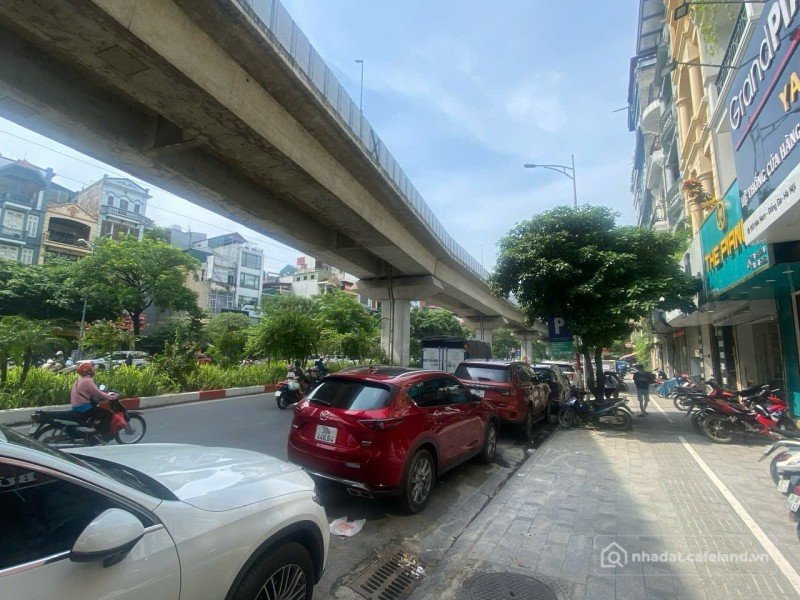 Bán nhà riêng: BÁN NHÀ MẶT PHỐ HÀO NAM, ĐỐNG ĐA, 47M², 6 TẦNG GIÁ 35 TỶ