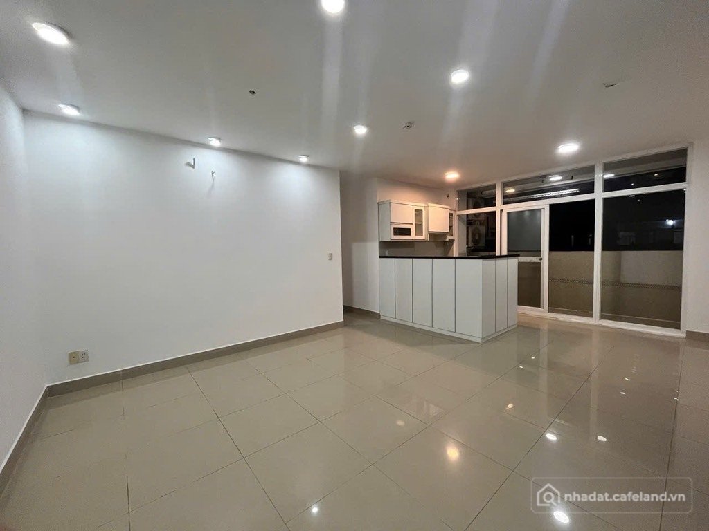 Bán căn hộ chung cư: Bán căn hộ Hoàng Kim Thế Gia 81m², 3PN-2WC, Mặt tiền Trương