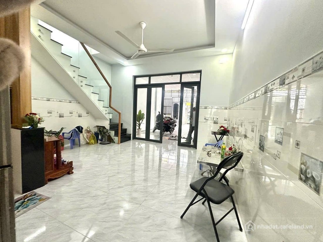 Bán nhà riêng: Bán nhà sổ riêng đường xe tải khu Thông Dụng gần đường Vũng Việt 