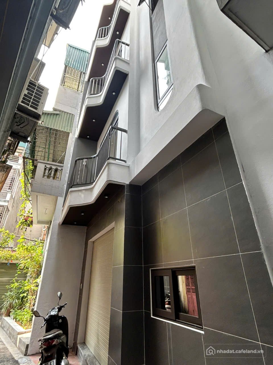 Bán nhà riêng: CHÍNH CHỦ GỬI BÁN NHÀ ĐẸP VIỆT HƯNG, LONG BIÊN 35m² 5TẦNG, NGÕ TH