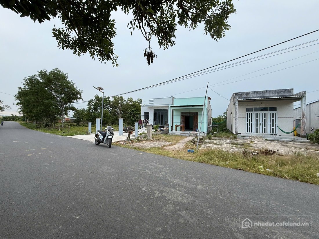 Bán đất thổ cư: Bán đất 419m² ngang 6m giá 1.5 tỷ tại Xã Bình Châu