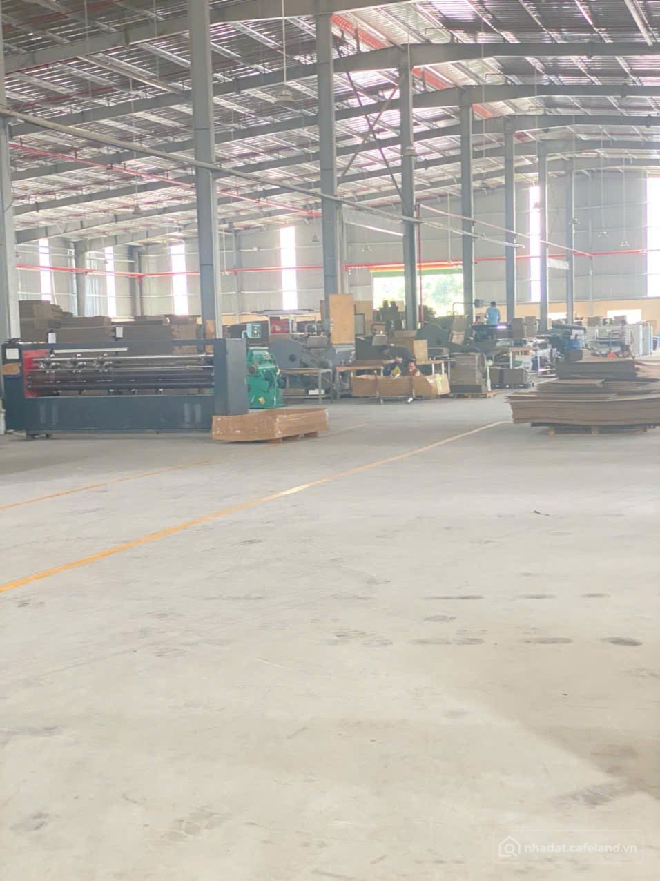 Bán kho, nhà xưởng: Bán nhà xưởng đang hoạt động 7000m2 full SKC tại Tân Đông Hi