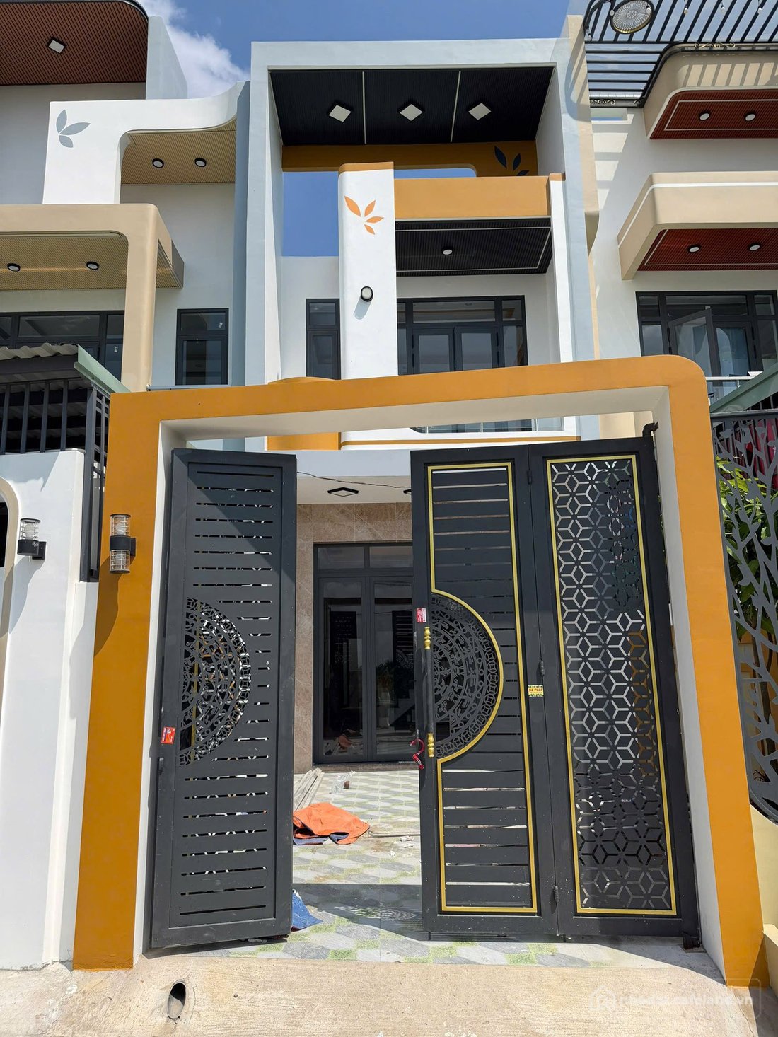 Bán nhà riêng: Nhà 1 Lầu 3PN 3WC Thiết Kế Hiện Đại - Thủ Dầu Một - Bình Dương