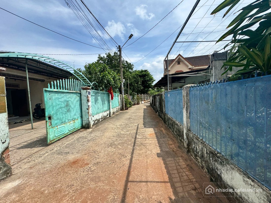 Bán đất thổ cư: BÁN ĐẤT HẺM 67 THĂNG LONG - NGAY TRUNG TÂM PHỐ VỊ TRÍ SIÊU ĐẸP