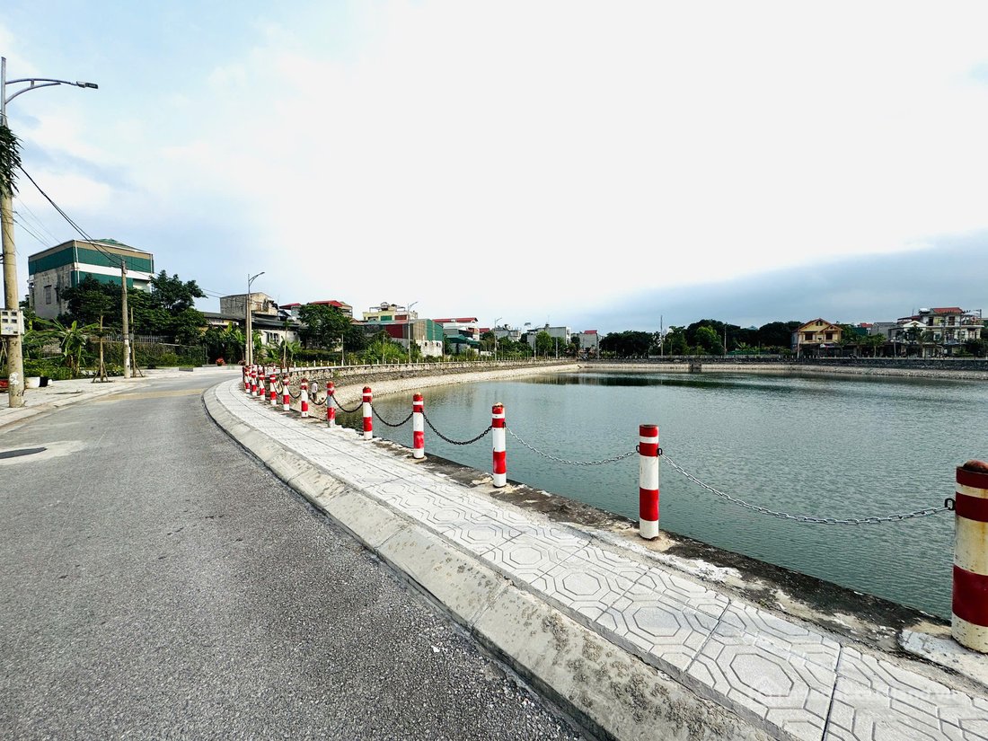 Bán đất thổ cư: CẦN BÁN LÔ ĐẤT 72,5M2 VIEW HỒ QUANG TRUNG PHỦ LÝ HÀ NAM