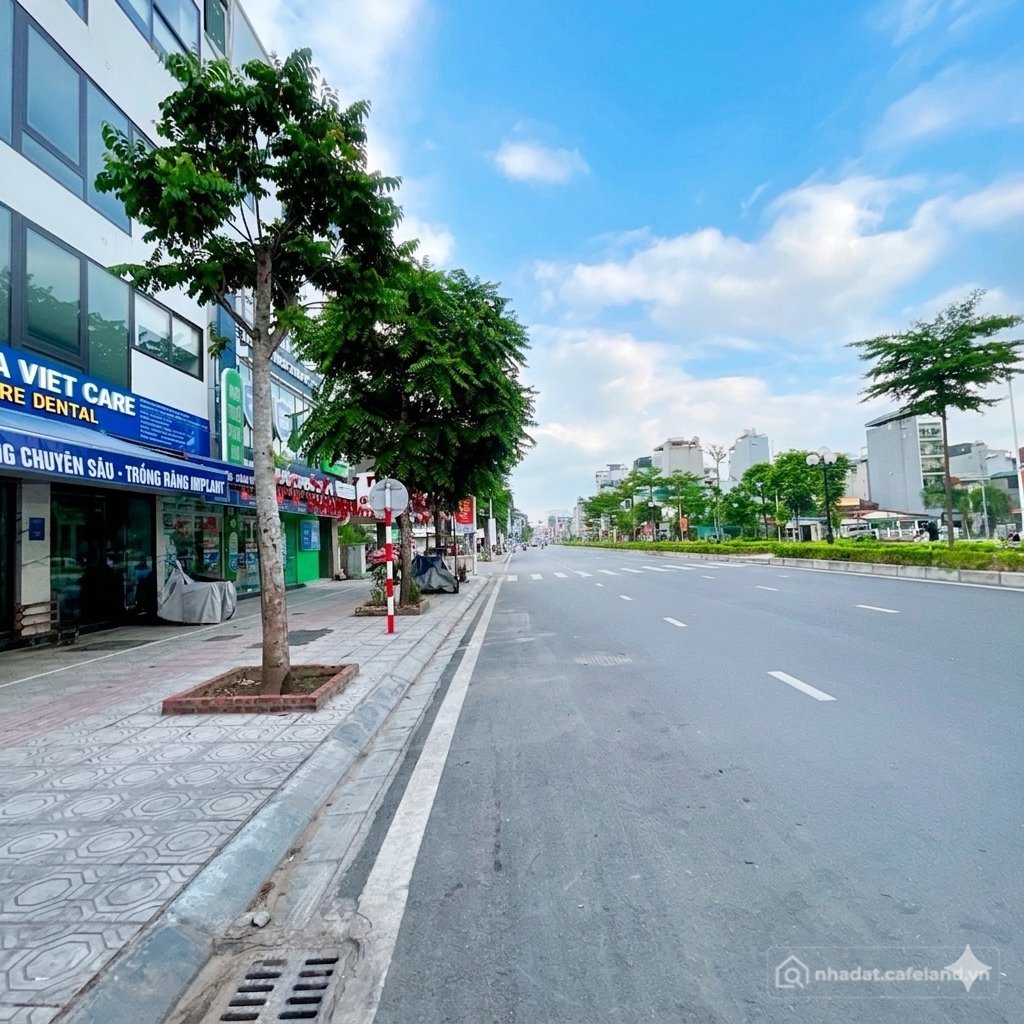 Bán nhà riêng:  SIÊU PHẨM NGỌC LÂM – 1 BƯỚC RA MẶT PHỐ LỚN – VIEW THOÁNG VĨNH V