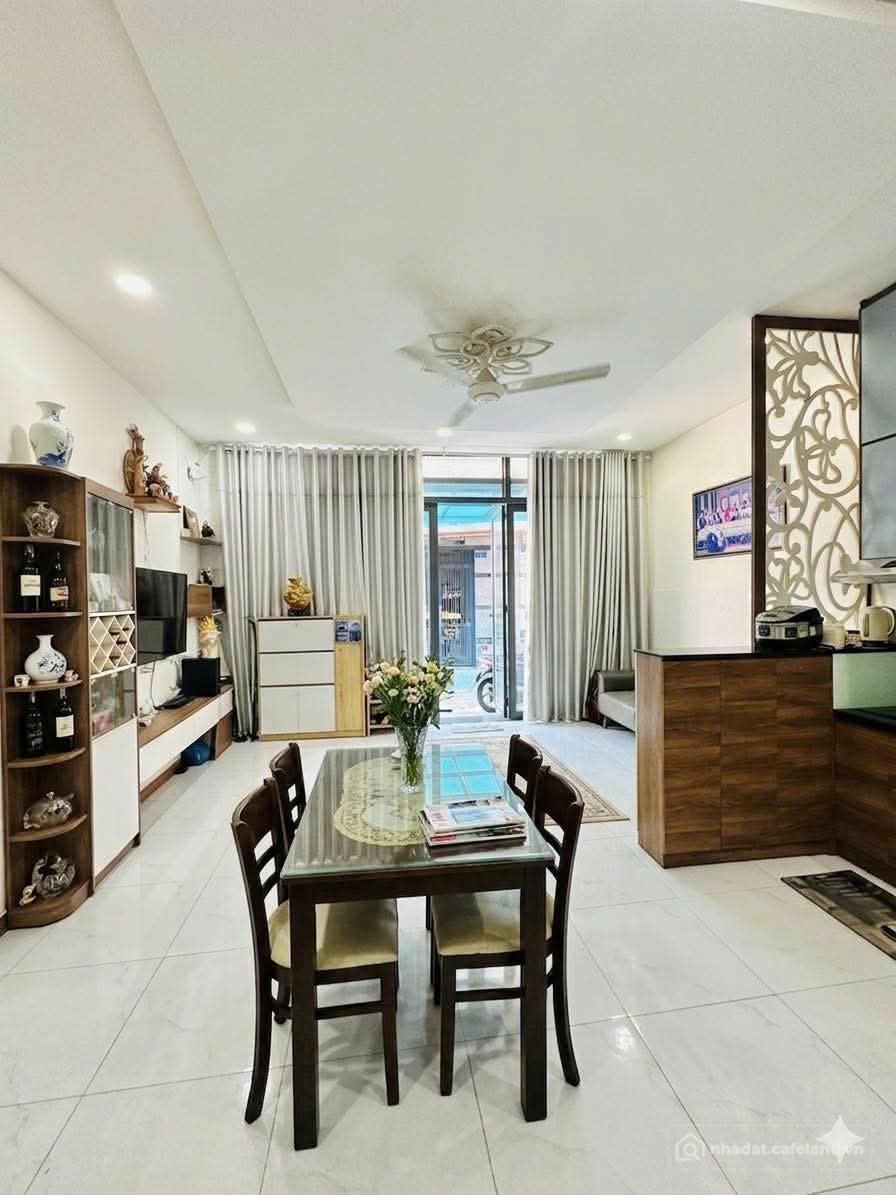 Bán nhà riêng: Nhà rộng 2 tầng ô tô đỗ cửa, Bình Long giao Tân Thắng, 4.7 tỷ
