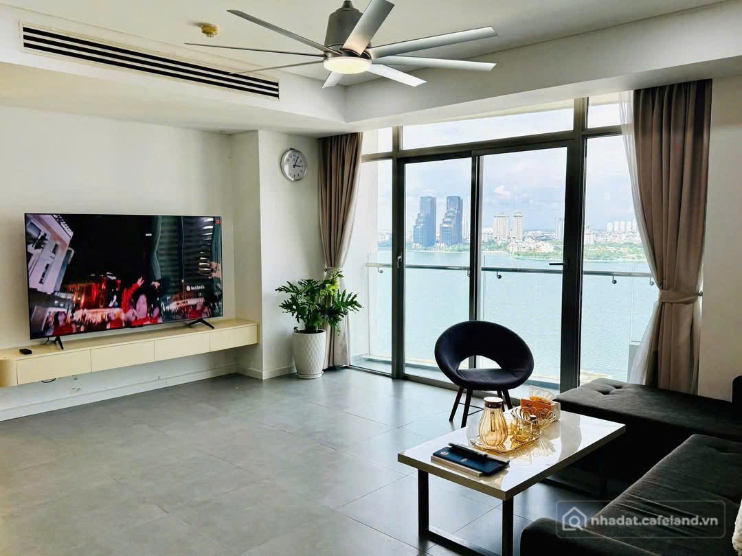 Bán căn hộ chung cư: bán căn hộ Watermark Tây Hồ 130m2 - 3pn - 2vs 19,2 tỷ căn g