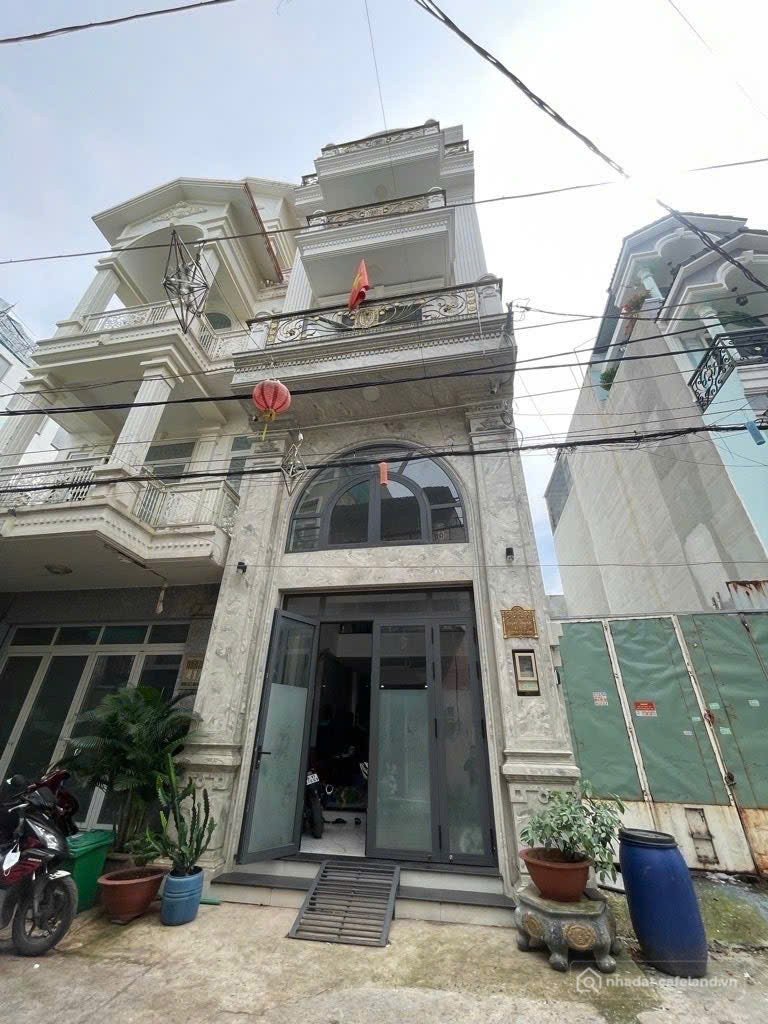 Bán nhà riêng: Bán nhà 100m² full thổ cư ngang 5.5m giá 8.5 tỷ tại Đường số 2 Ph