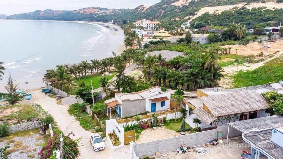 Bán đất thổ cư: BÁN LÔ ĐẤT THỔ CƯ GẦN BIỂN MŨI NÉ – CHỈ 150M RA BIỂ
