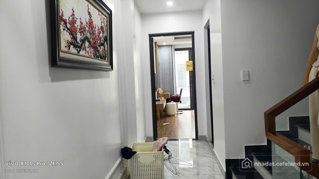 Bán nhà riêng: Căn áp góc view vườn hoa khu đô thị Him Lam, Hùng Vương, vị tr