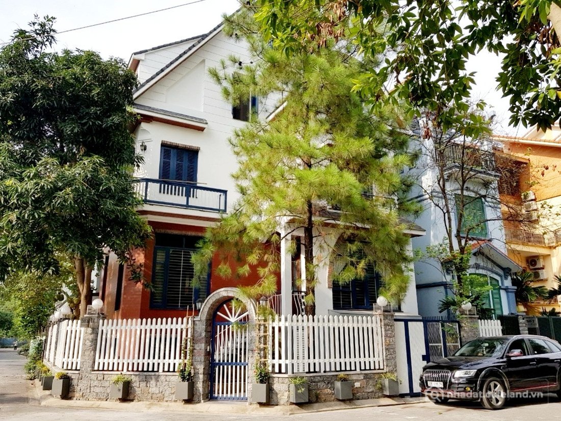 Bán nhà riêng: BIỆT THỰ VƯỜN ĐÀO - KHU VỰC VÍP - TOÀN QUAN CHỨC - DOANH NHÂN THÀ