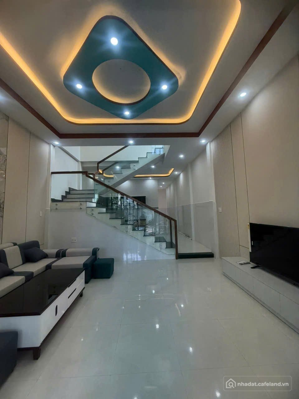 Bán nhà riêng: LÀM VIỆC TRỰC TIẾP GIÁ TỐT !!! NHÀ HOÀNG VĂN THÁI GIÁ CHỈ 4.85