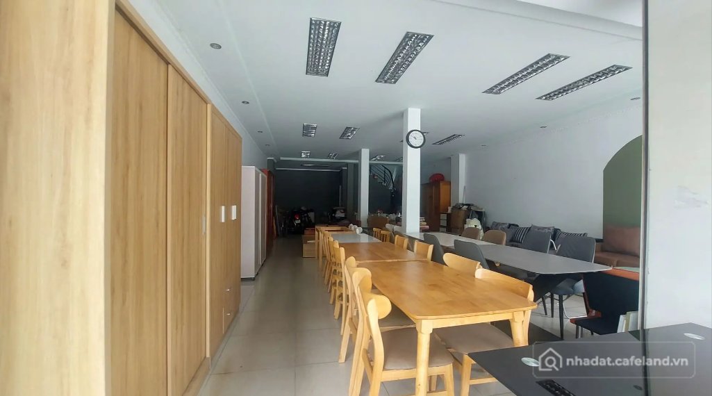 Cho thuê mặt bằng:  MẶT TIỀN ĐƯỜNG LỚN - CHO THUÊ MẶT BẰNG TẦNG 2 ĐƯỜNG 30/4 (P
