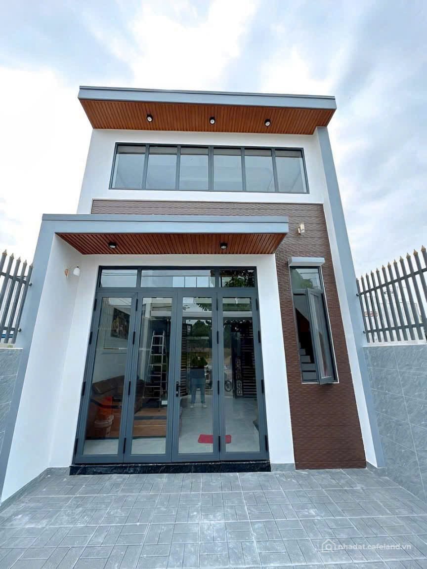 Bán nhà riêng: CHỦ ĐỊNH CƯ NƯỚC NGOÀI GỬI BÁN CĂN GÁC LỬNG CÒN MỚI GẦN BẾN PHÀ B