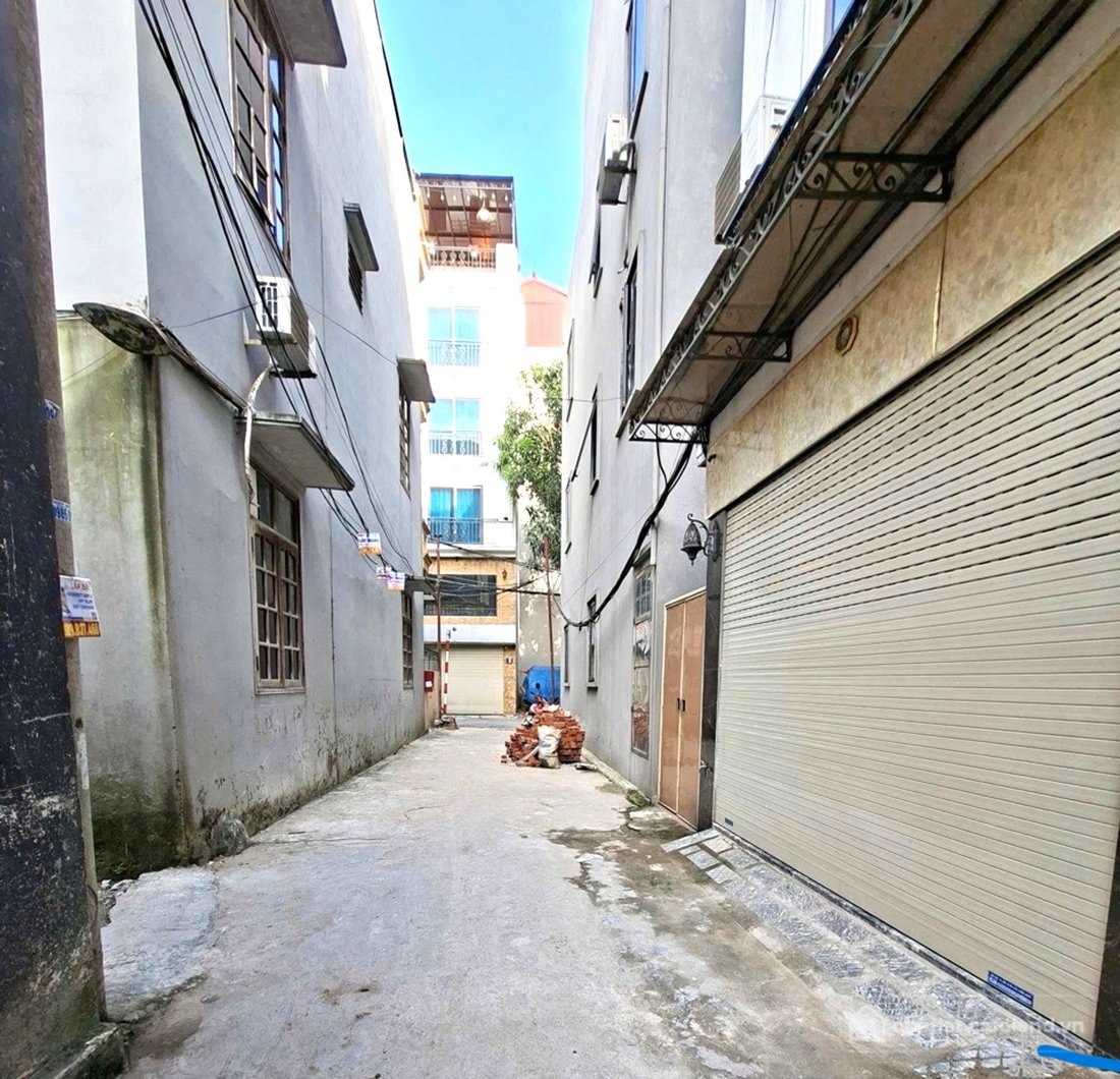 Bán nhà riêng: BÁN NHÀ GIÁ TỐT ĐỨC GIANG, VIỆT HƯNG 42M² 6TẦNG, NỞ HẬU, GARA Ô T
