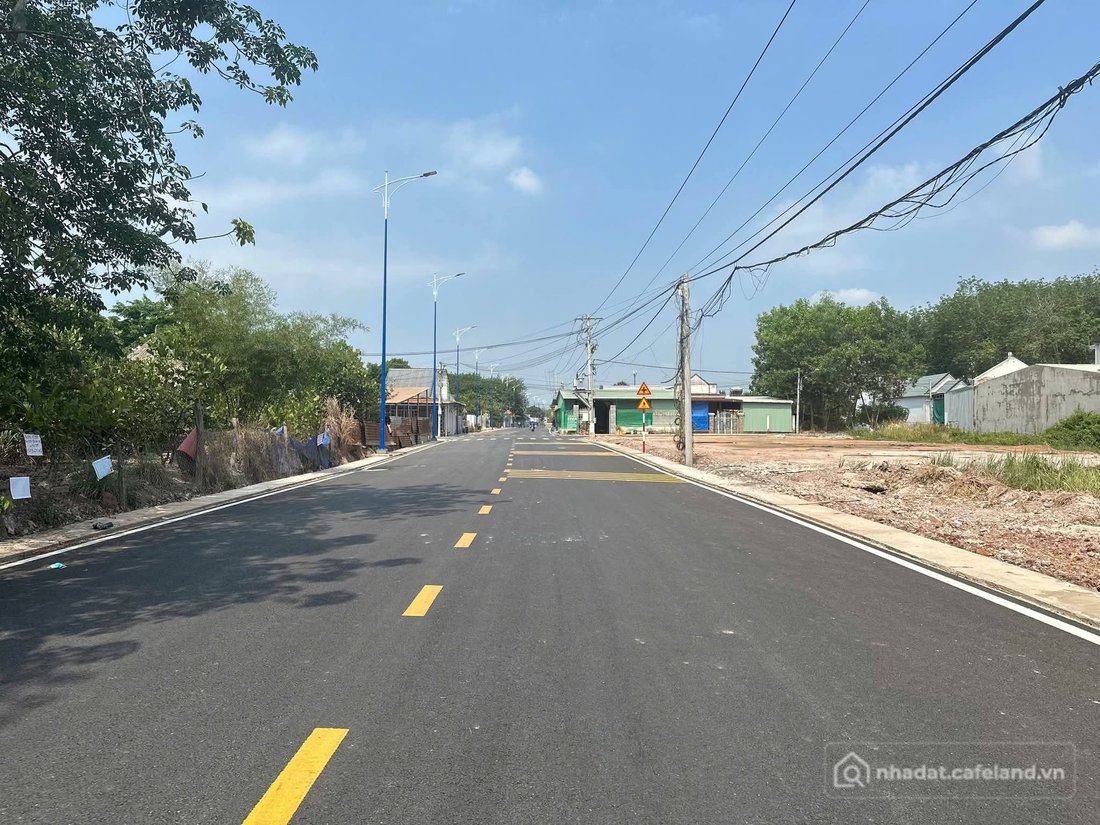 Bán đất thổ cư: Bán đất Chơn Thành Bình Phước, diện tích 225m2, gần khu công ngh