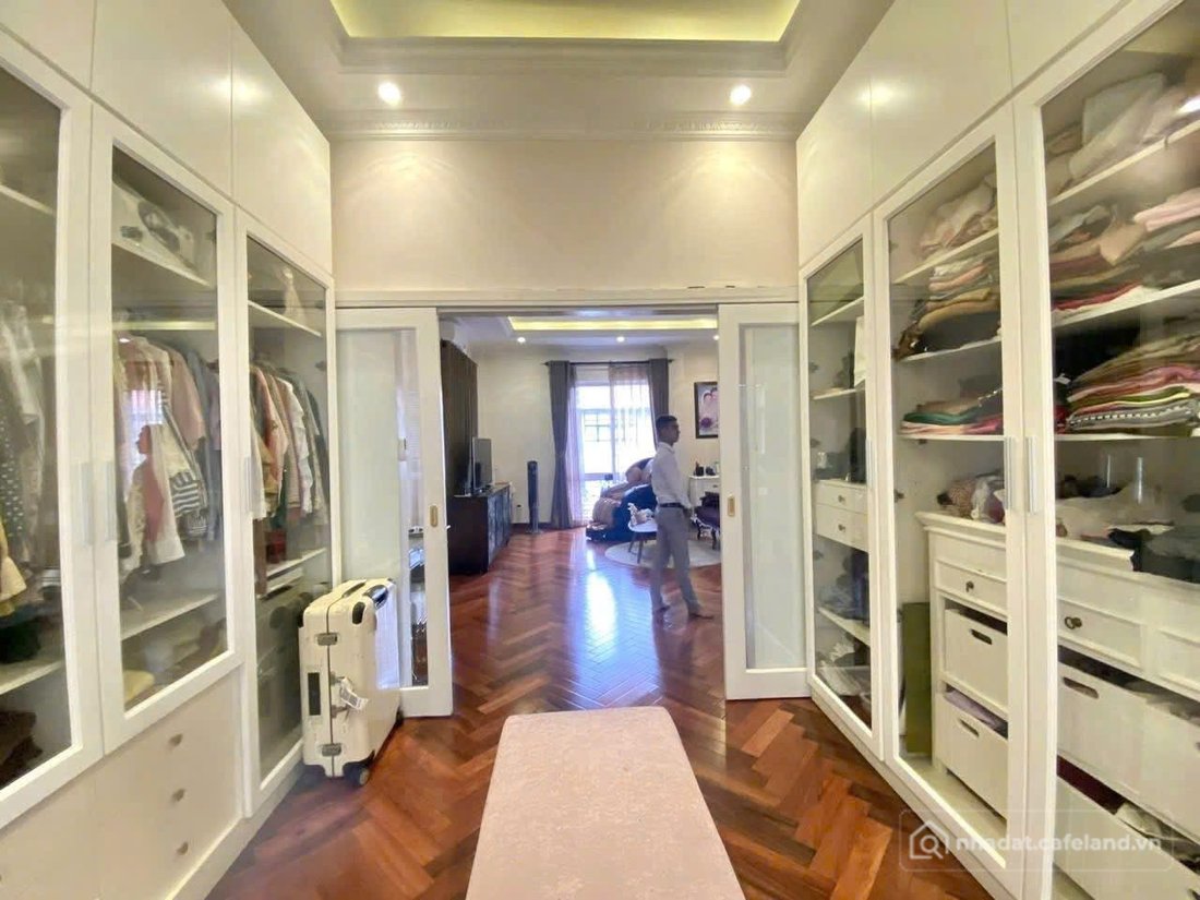 Cho thuê nhà riêng: BDS HVL CHO THUÊ VILLA CẢNH ĐỒI - PHÚ MỸ HƯNG Q7 GIÁ TỐT