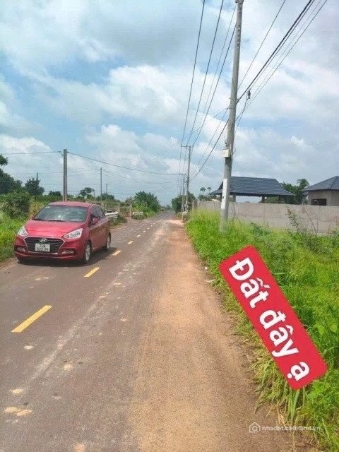 Bán đất thổ cư: Bán đất Đường Phạm Hùng, Xã Đất Đỏ, TP. Hồ Chí Minh (Mới) Đường 
