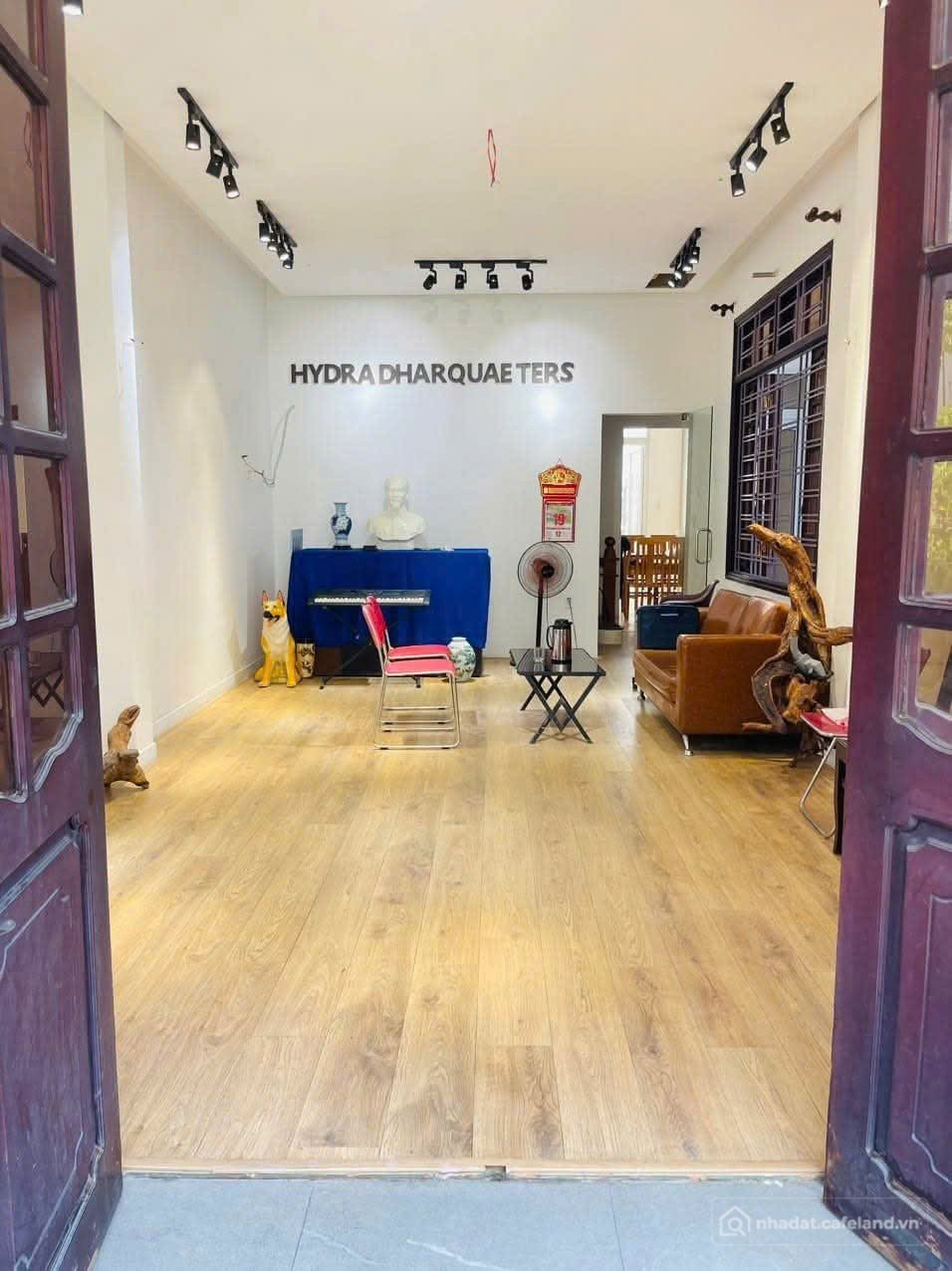Cho thuê nhà riêng: Cho thuê nhà Regal Pavillon LÀM VIỆC TRỰC TIẾP GIÁ TỐT !!