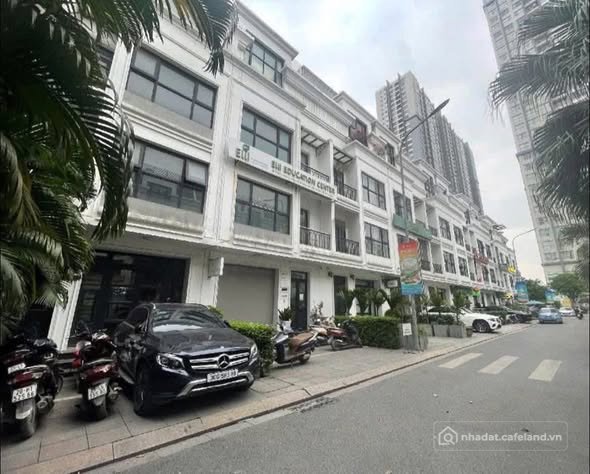 Bán nhà riêng: Liền kề Khu đô thị Bắc Linh Đàm, đường Đặng Xuân Bảng, 5 tầng tha