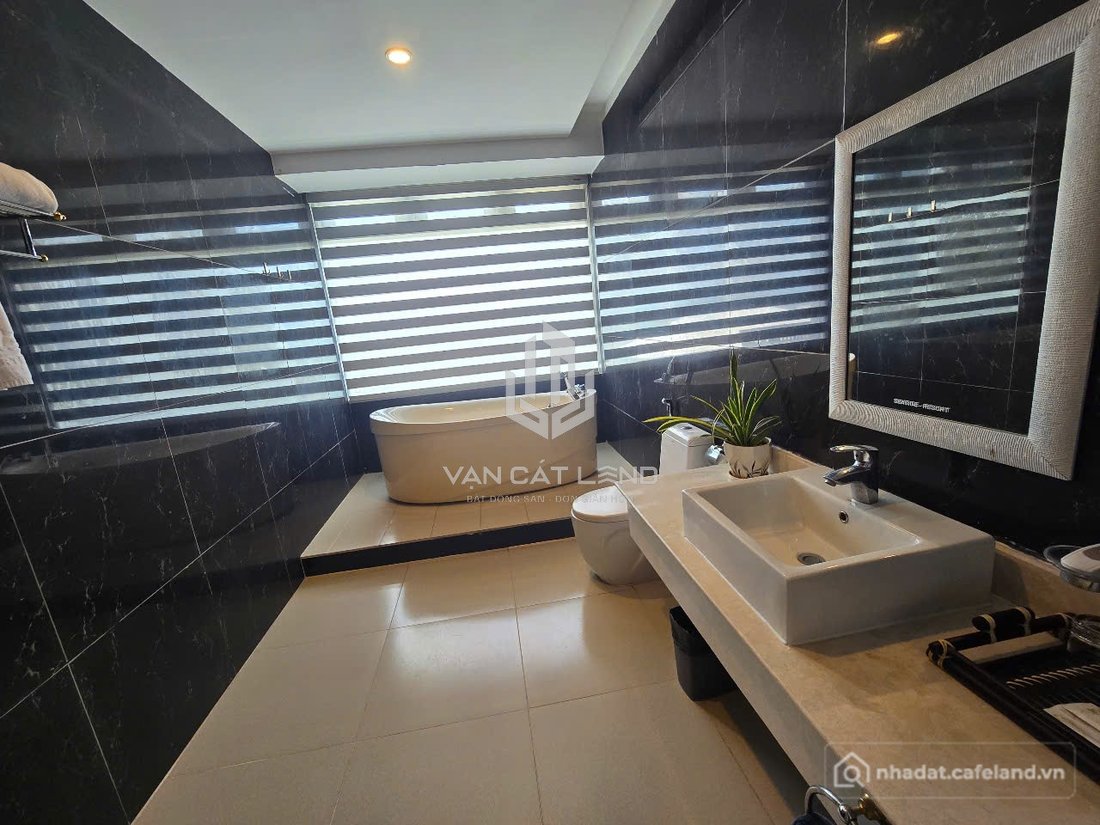 Cho thuê nhà riêng:  CHO THUÊ SIÊU TỔ HỢP NGHỈ DƯỠNG MẶT TIỀN BIỂN TRẦN PHÚ – H