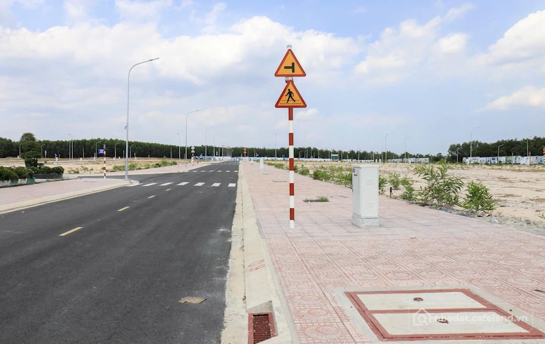 Bán đất thổ cư: Đất sát sân bay long thành_ Gía chỉ từ 13TR/ m2_Sổ hồng riêng_Ch