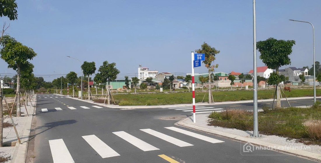 Bán đất thổ cư: ĐẤT NỀN TP. ĐỒNG NAI SỔ SẴN CẠNH SÂN BAY LONG THÀNH CHỈ VỚI 1.2 
