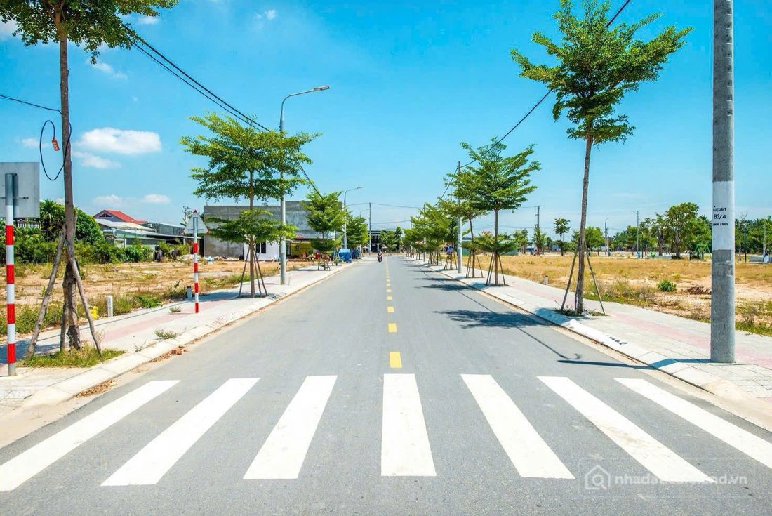 Bán đất thổ cư: ĐÓN SÓNG SÂN BAY LONG THÀNH - ĐẤT NỀN MẶT TIỀN ĐẠI LỘ 60M - SẴN 