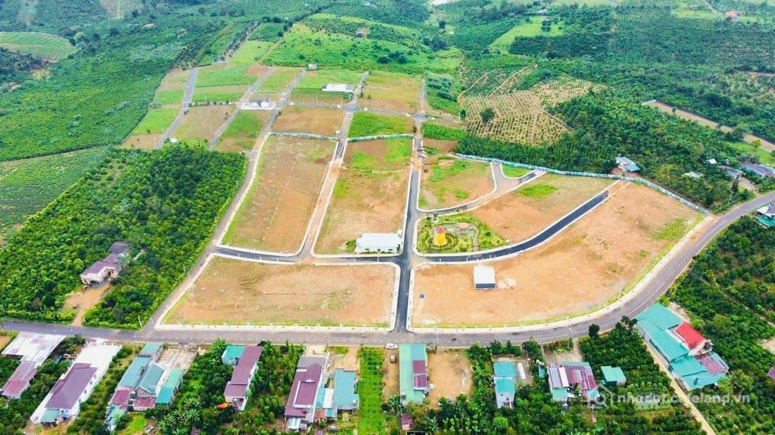 Bán đất thổ cư: Bán 150m2 đất TP. Bảo Lộc, thổ cư, sổ sẵn, đường nhựa, dân cư đô