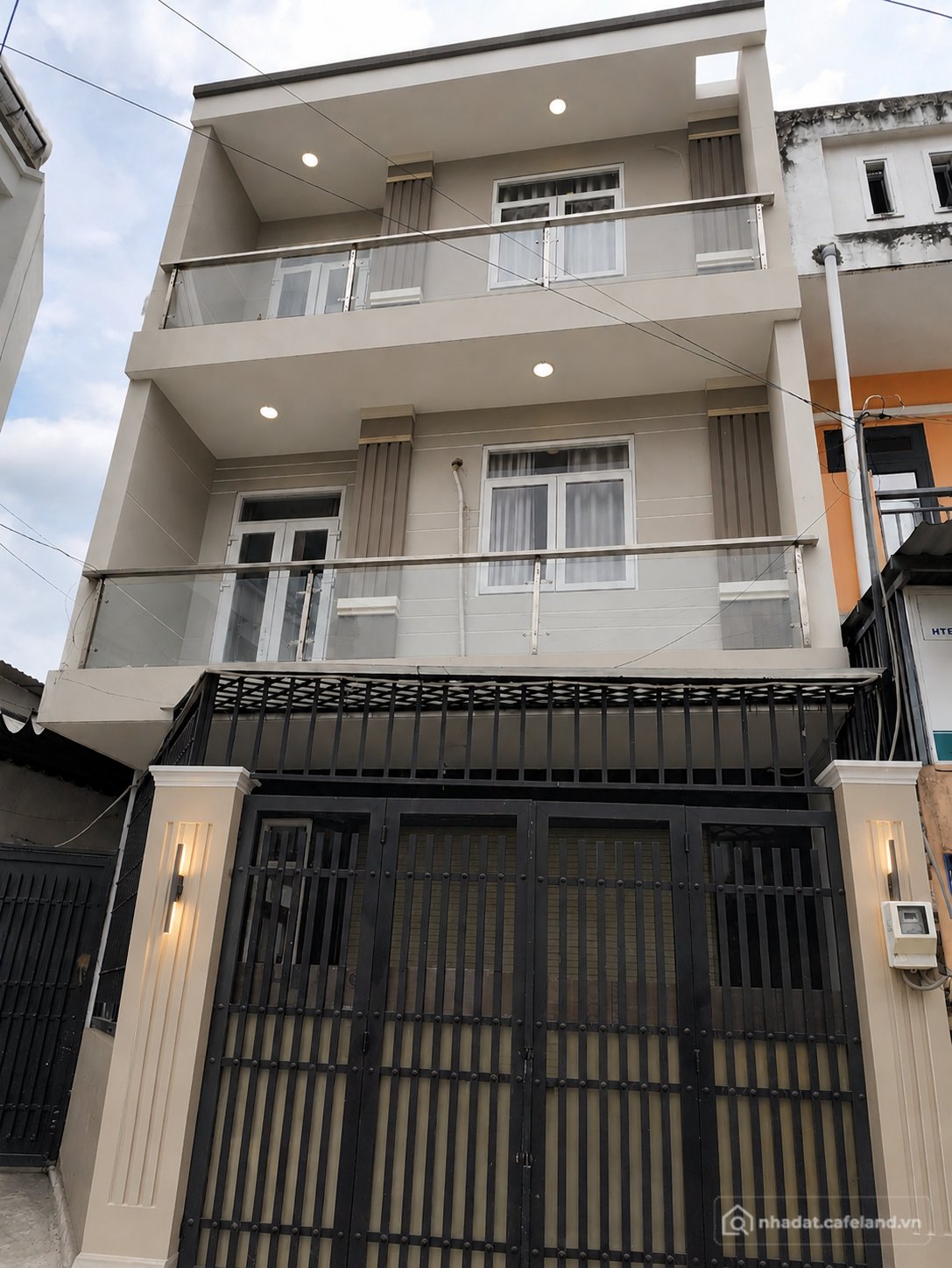 Bán nhà riêng: GIẢM SÂU 800 TRĐ - BÁN NHÀ 3 TẦNG PHÚ HỮU Q9 – HXH 6M – NỘI KHU C