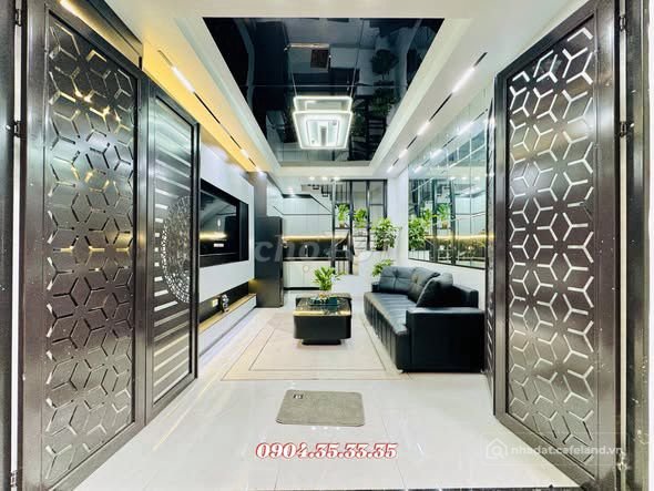 Bán nhà riêng: bán nhà 30m2 phố Trần Quang Diệu, Đống Đa, 7-8 tỷ