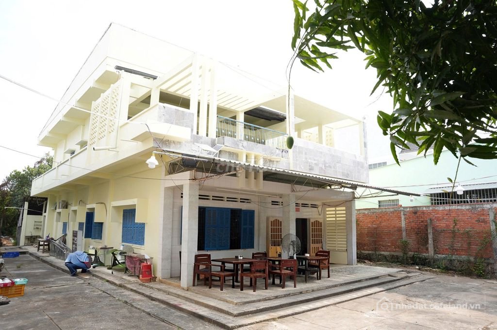 Bán nhà riêng: BÁN NHÀ MẶT TIỀN KINH DOANH HÙNG VƯƠNG, TP TRÀ VINH