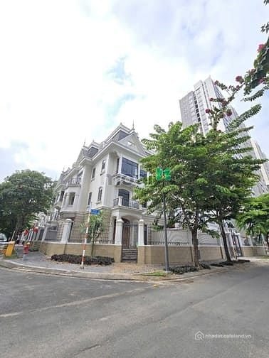Bán biệt thự: Giảm 5 tỷ Bán Villas góc hai mặt tiền Victoria Village 222m2 còn 5