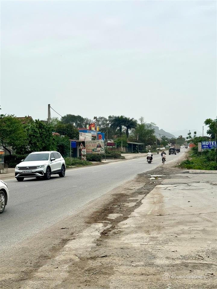 Bán đất thổ cư: Bán mảnh đất 100m2 mặt đường hồ chí minh tại xã hoàng văn thụ ch