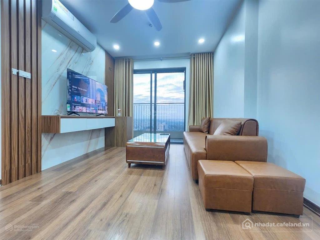 Bán căn hộ chung cư: Chính chủ bán gấp căn 2n 69,9m2 toà thăng long capital, toà