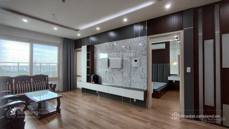 Bán căn hộ chung cư: Chính chủ bán căn 90m2 ct4 yên nghĩa 3 phòng ngủ 2 vệ sinh.