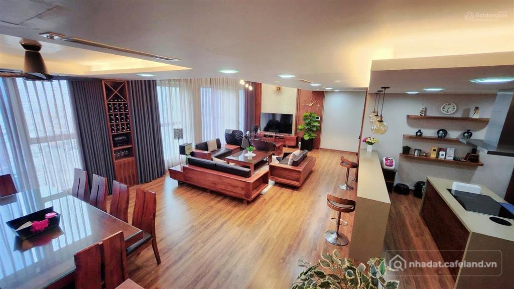 Bán căn hộ chung cư: Cần bán gấp căn 3 iris garden, trần hữu dực, dt 105m2, giá 