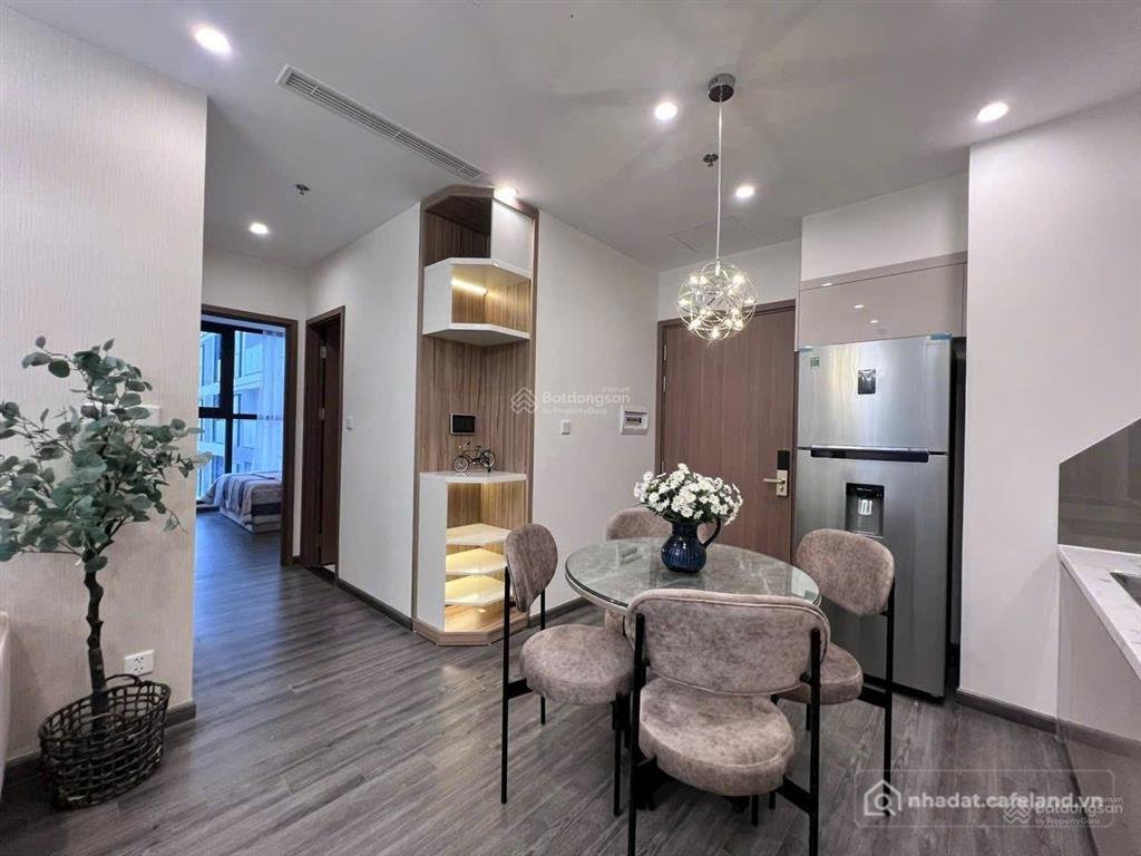 Bán căn hộ chung cư: Chính chủ gửi bán căn hộ tk1 2 ngủ 2 vệ sinh 0974 046 *** e